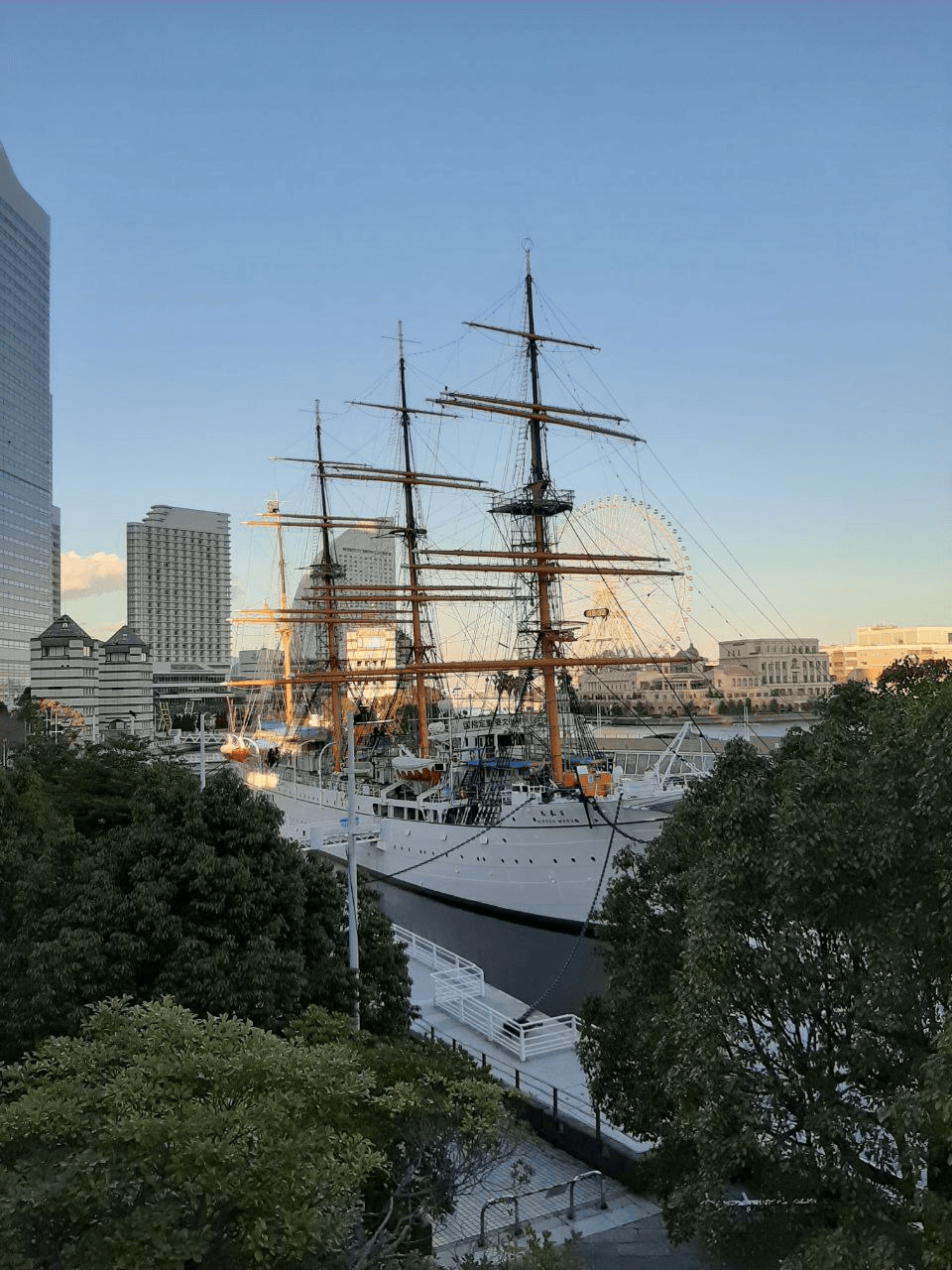 Йокогама - портовый город